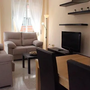  Apartamento Renovado Y Muy Cerca Del Centro Urbano España