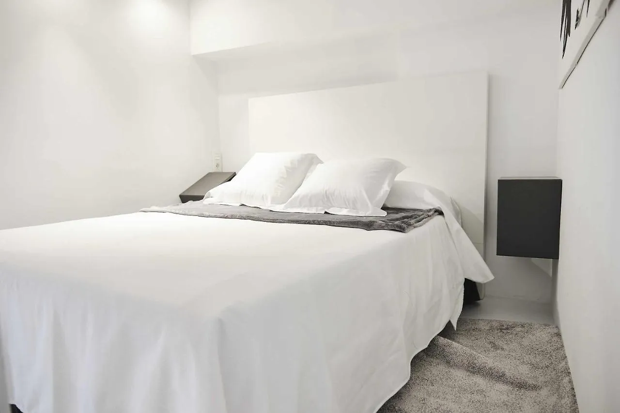 Alandalus Modern Apartment Seville Spain